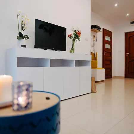 Apartment In Uk Cin Near Baltic Sea, Cleaning Included