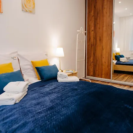 Apartment In Uk Cin Near Baltic Sea, Cleaning Included شقة Łukęcin